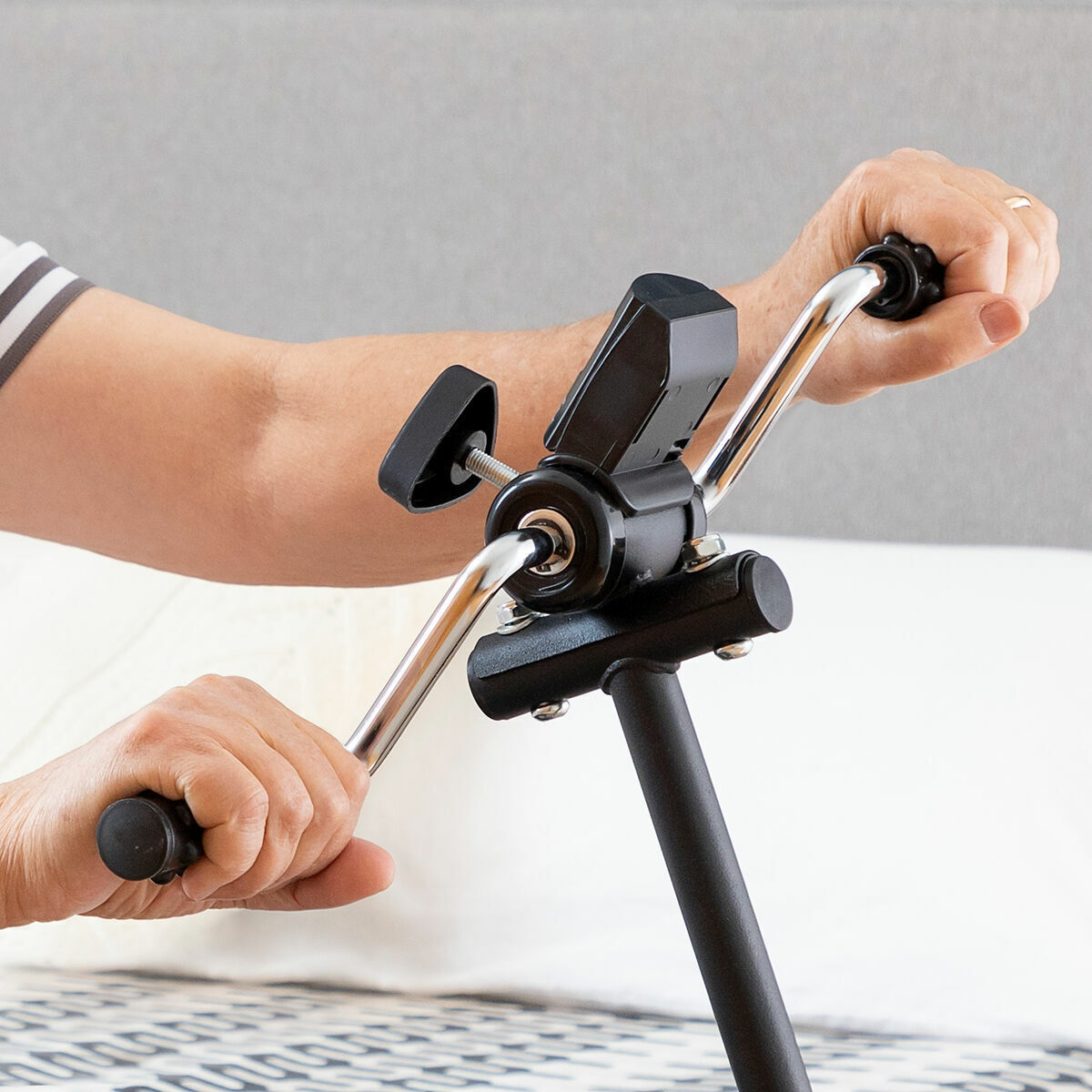 V2HDAE6ED748C253069997F00BCF17DE8BER7730143P8